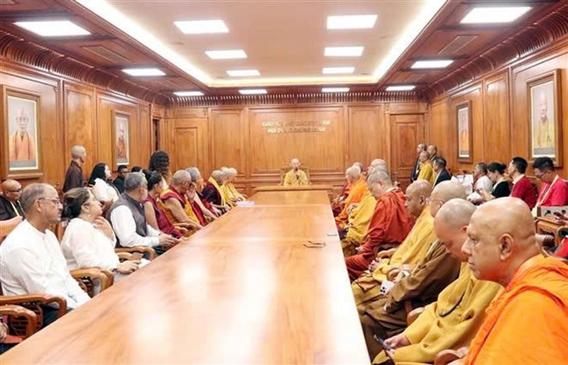 Vietnam Buddhist Sangha leader welcomes global Vesak delegates